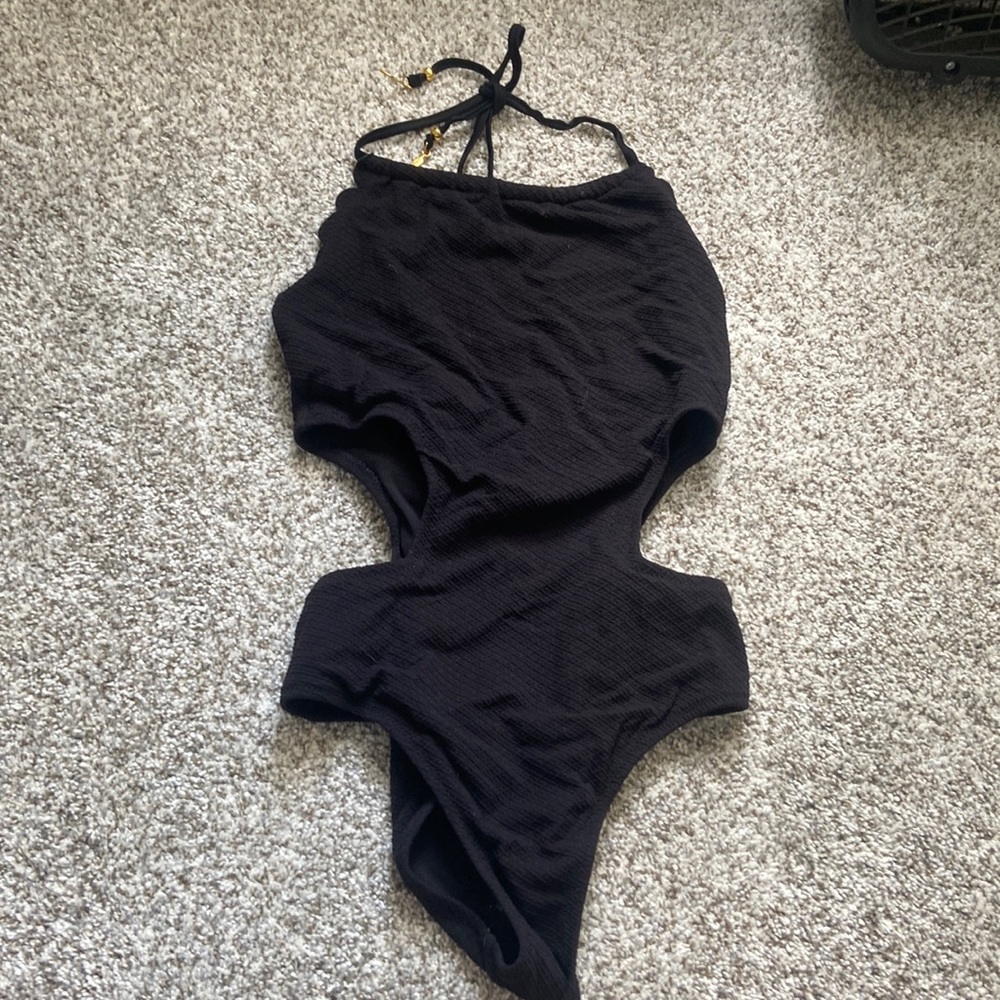 Jessica Simpson Swim Jessica Simpson Black Open Side Swimsuit -Small